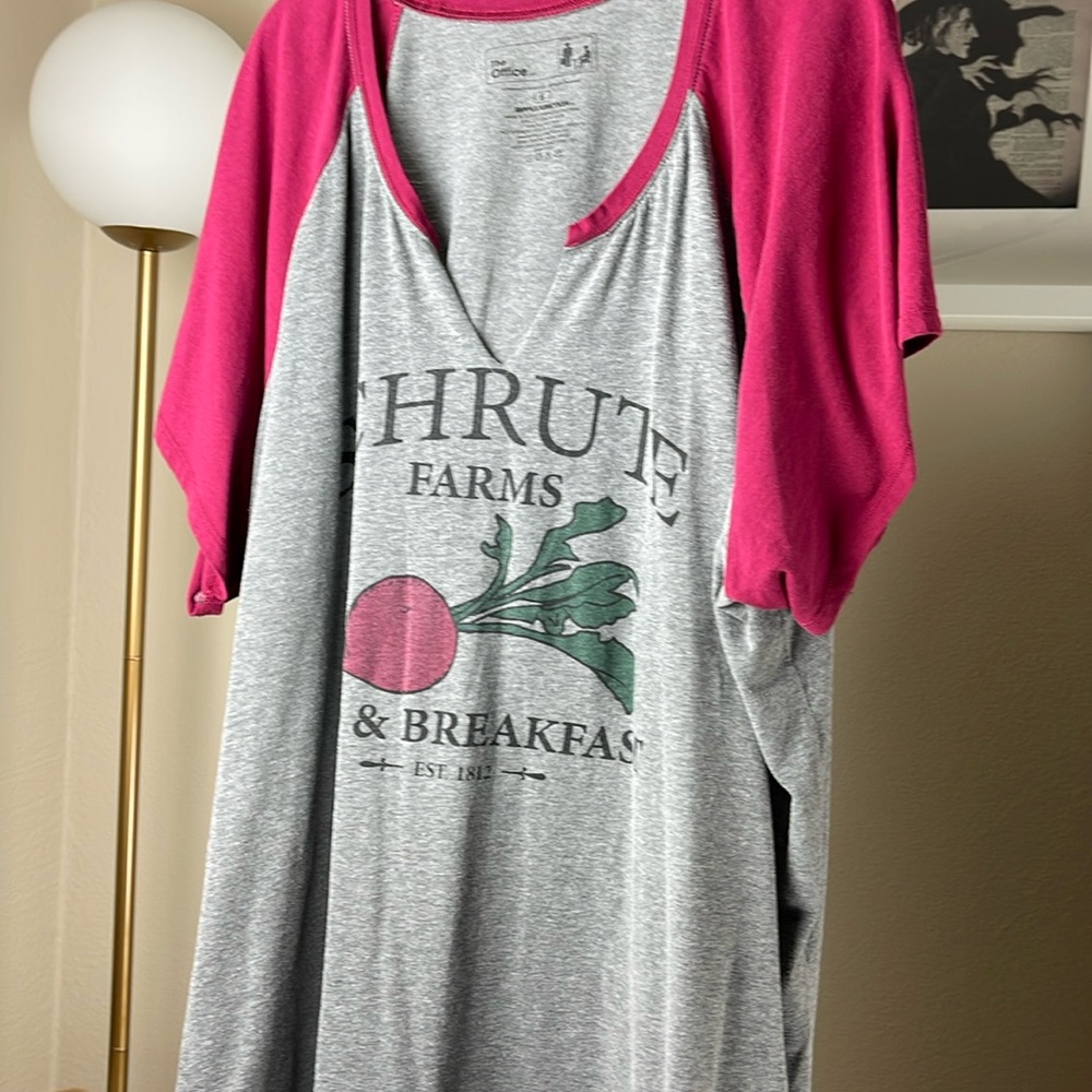 Torrid The Office Schrute Farms tee size 6